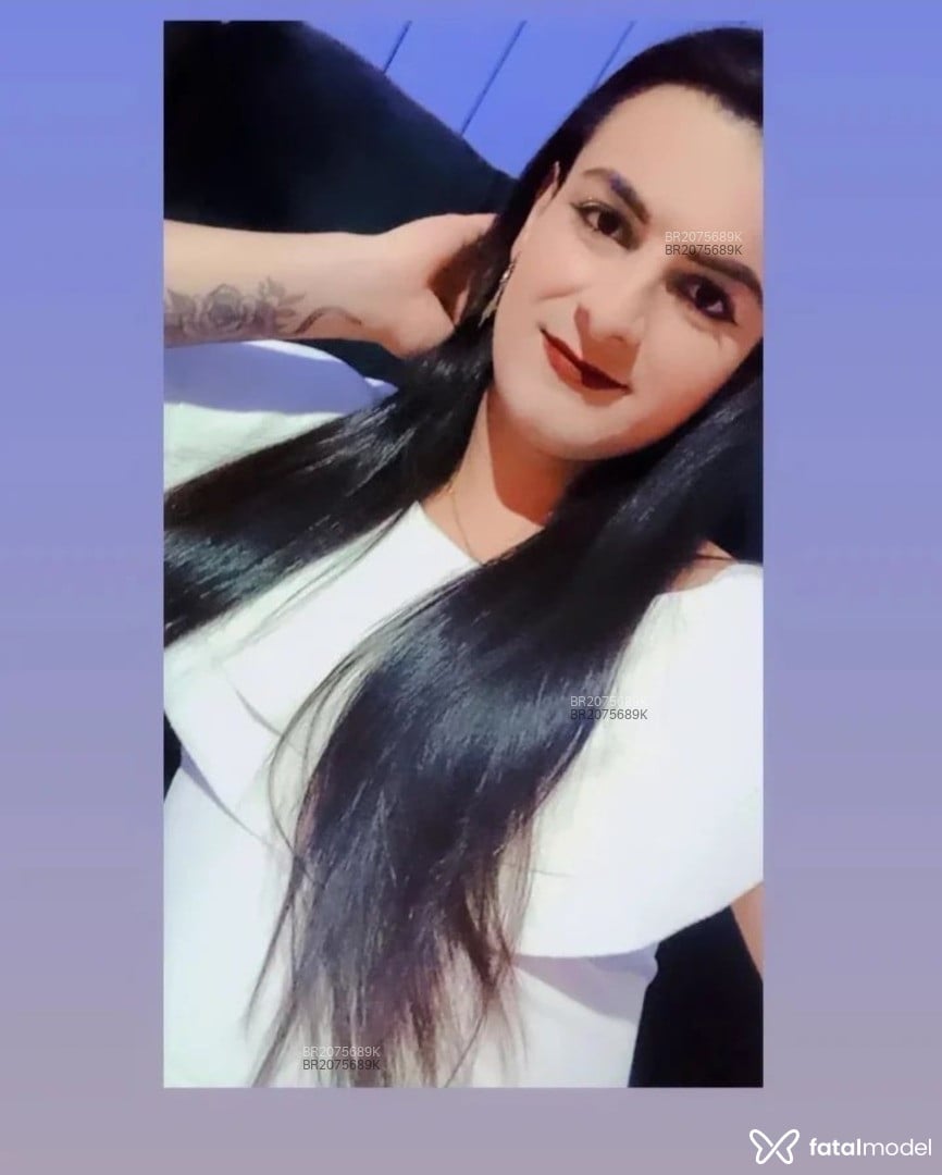 Acompanhante mulher trans morena (o) de olhos castanhos em Salto Veloso - Adryana