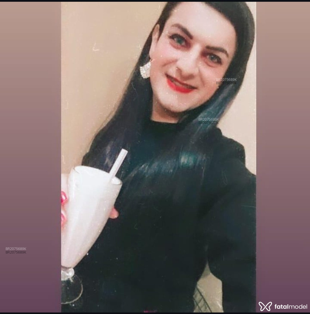 Acompanhante mulher trans morena (o) de olhos castanhos em Salto Veloso - Adryana