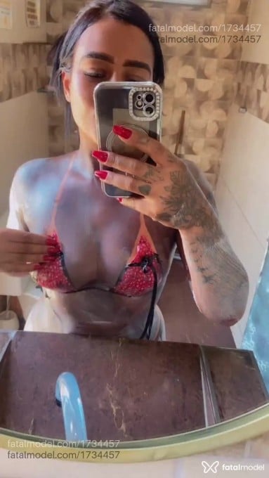 Acompanhante mulher com cabelo castanho de olhos castanhos em Curvelo - Maria Luiza