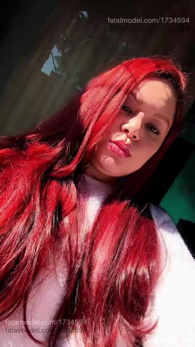 Acompanhante mulher ruiva (o) de olhos castanhos em Porto Alegre - Ágata Märtins