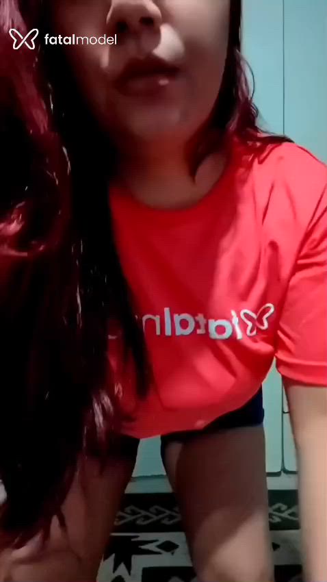 Acompanhante mulher ruiva (o) de olhos castanhos em Porto Alegre Acompanhante mulher ruiva (o) de olhos castanhos em Porto Alegre - Ágata Märtins