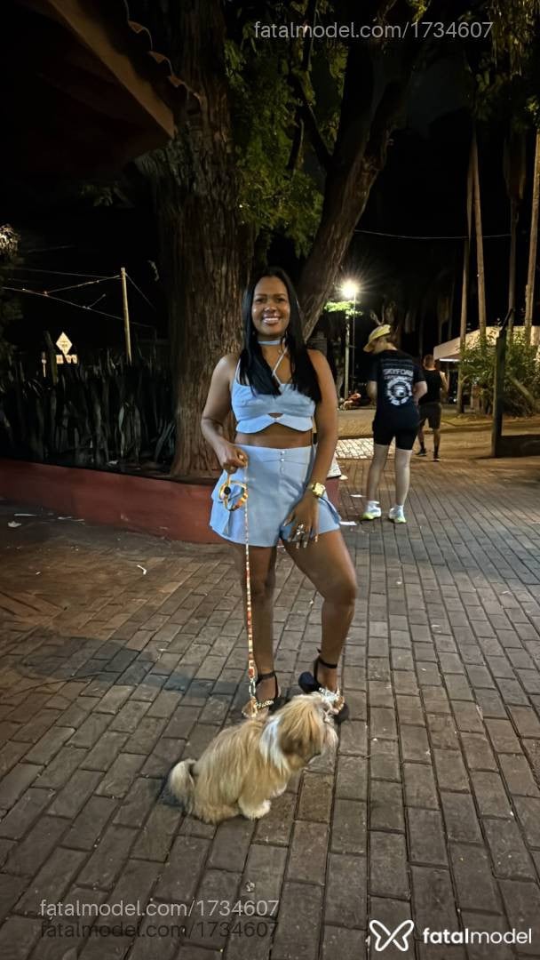 Acompanhante mulher com cabelo castanho de olhos pretos em Campinas - Bruna