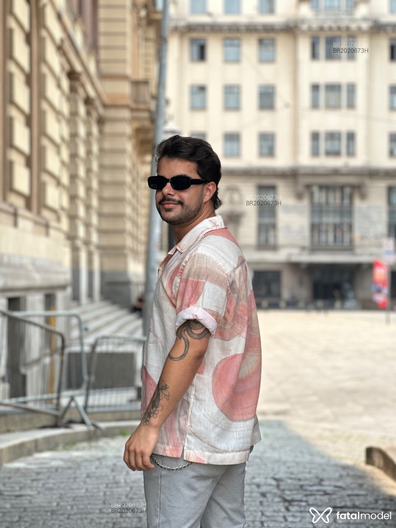 Acompanhante homem com cabelo castanho de olhos castanhos em São Paulo Acompanhante homem com cabelo castanho de olhos castanhos em São Paulo - Luandurte