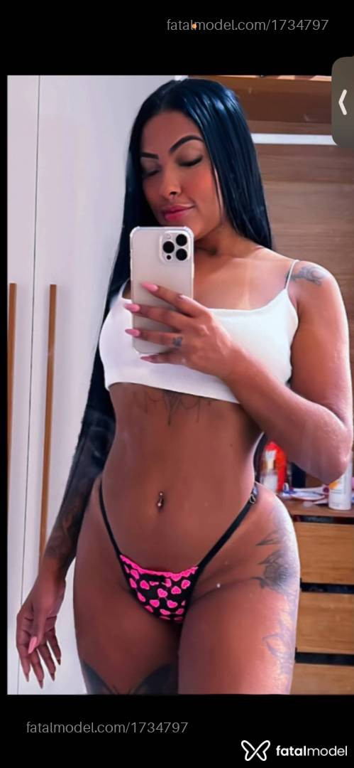 Acompanhante mulher morena (o) de olhos pretos - Mirela Santos