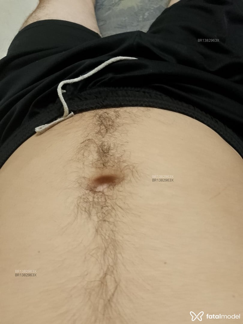 Acompanhante homem com cabelo castanho de olhos castanhos em Porto Velho Acompanhante homem com cabelo castanho de olhos castanhos em Porto Velho - Biel