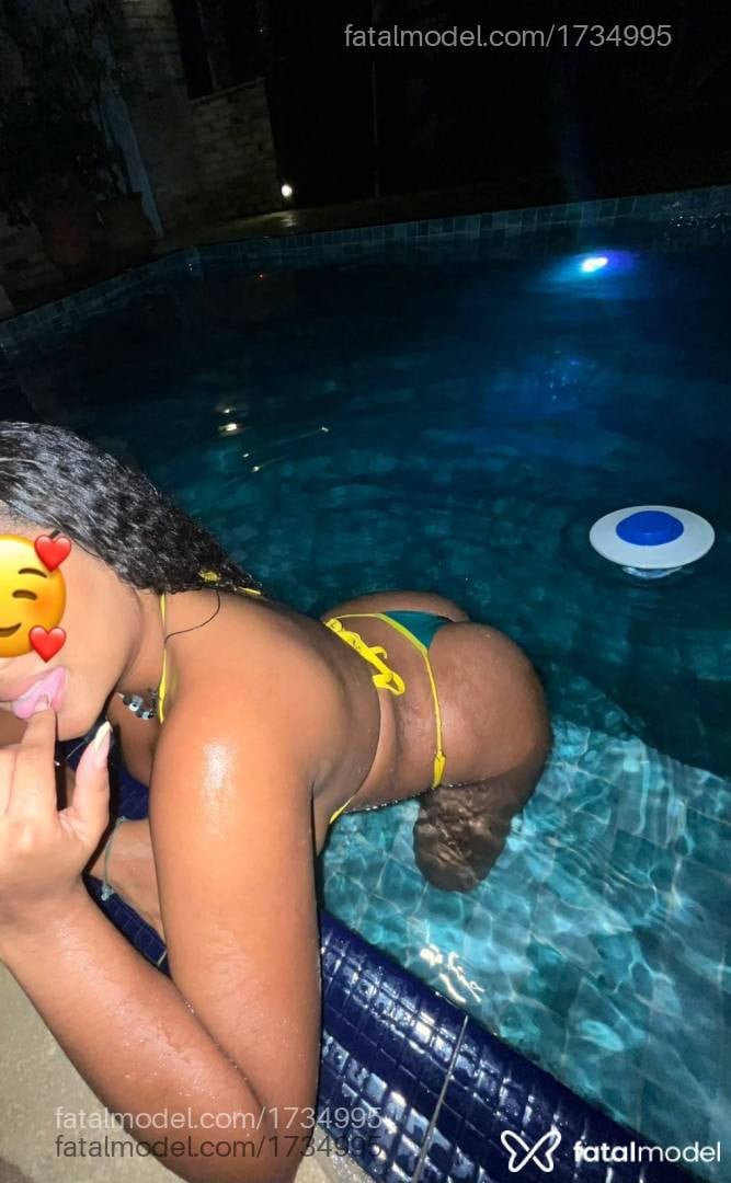Acompanhante mulher morena (o) de olhos castanhos - Yasmin Braga