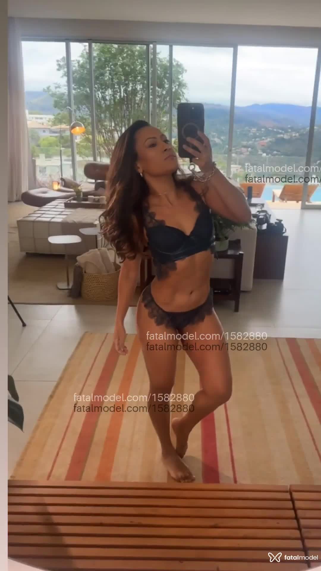 Acompanhante mulher morena (o) de olhos castanhos em Belo Horizonte - Andreia Fonseca