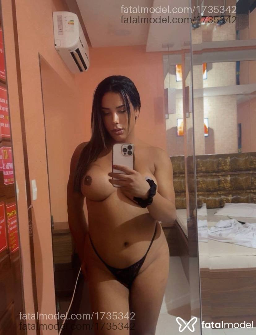 Acompanhante mulher trans loira (o) de olhos pretos em Porto Seguro Acompanhante mulher trans loira (o) de olhos pretos em Porto Seguro - Rayza