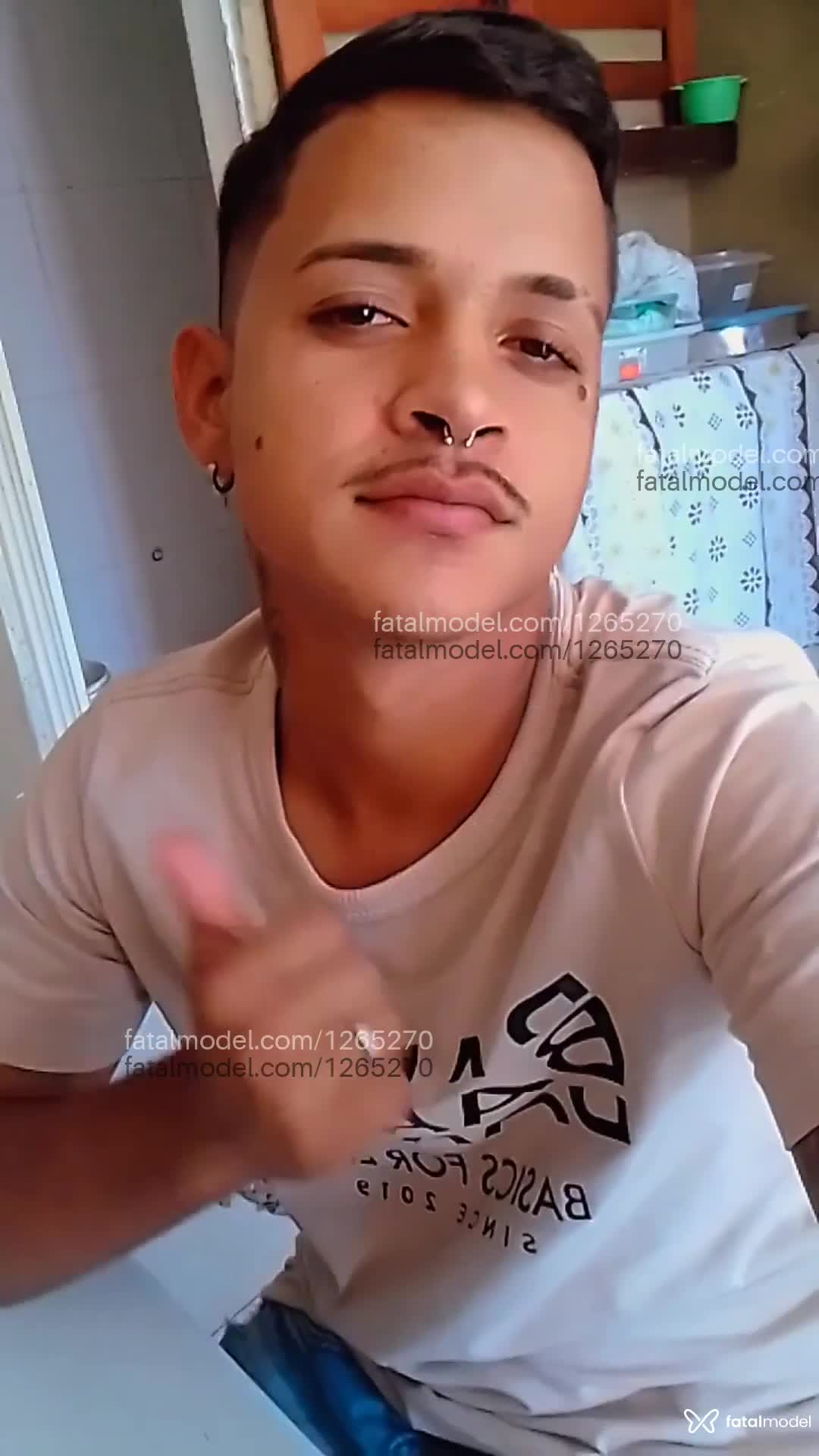 Acompanhante homem loira (o) de olhos castanhos em Juazeiro do Norte Acompanhante homem loira (o) de olhos castanhos em Juazeiro do Norte - Felipe Silva