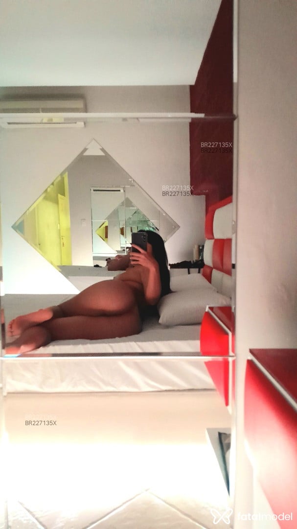 Acompanhante mulher morena (o) de olhos castanhos - Lorena Sampaio Acompanhante mulher morena (o) de olhos castanhos - Lorena Sampaio