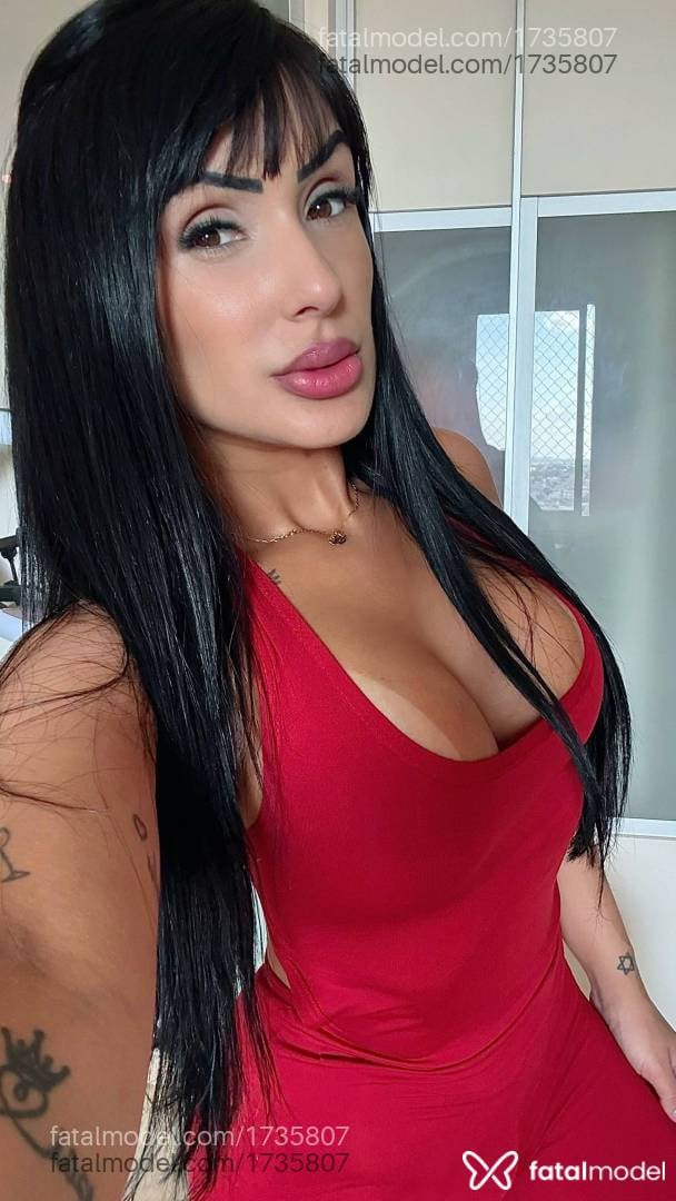 Acompanhante mulher morena (o) de olhos castanhos - Alice Saad