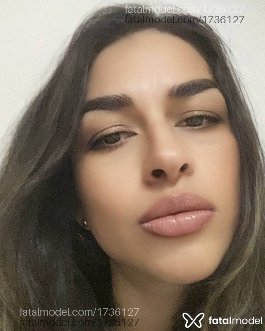 Acompanhante mulher com cabelo castanho de olhos castanhos - Marion