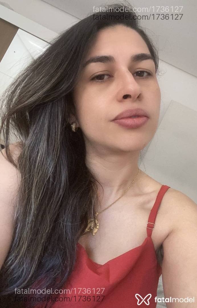 Acompanhante mulher com cabelo castanho de olhos castanhos - Marion
