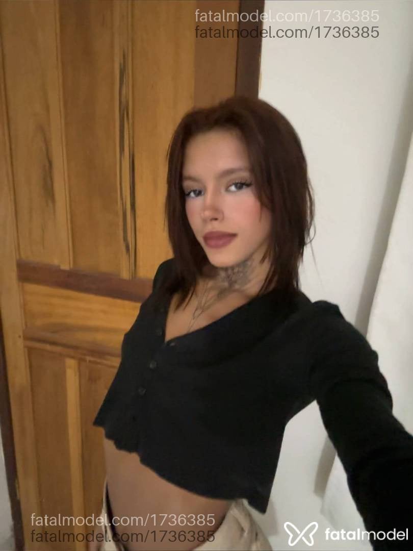 Acompanhante mulher morena (o) de olhos castanhos - Jade