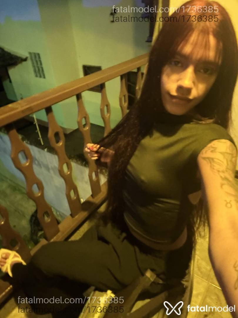 Acompanhante mulher morena (o) de olhos castanhos - Jade