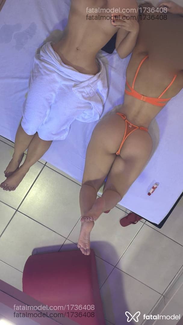 Acompanhante mulher morena (o) de olhos castanhos - Bia