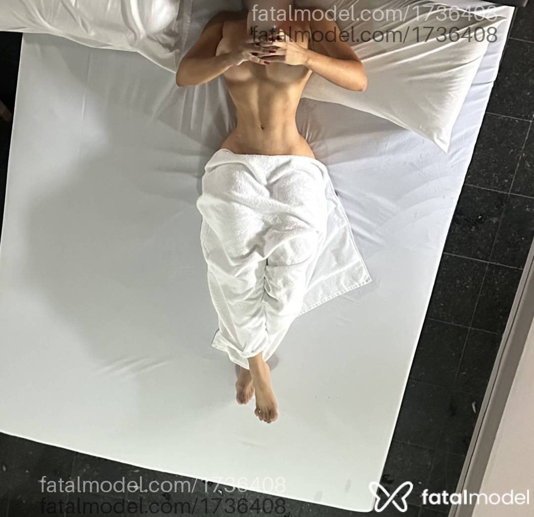Acompanhante mulher morena (o) de olhos castanhos - Bia