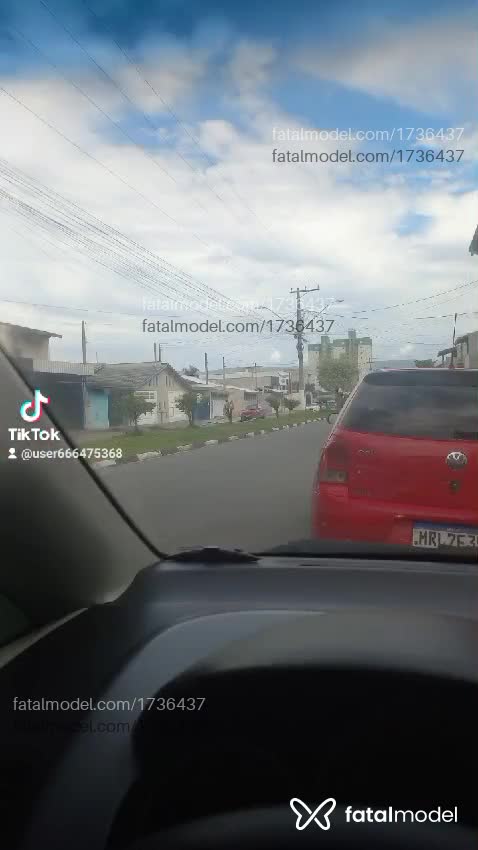 Acompanhante mulher com cabelo castanho de olhos castanhos em Atibaia - Melisa goes