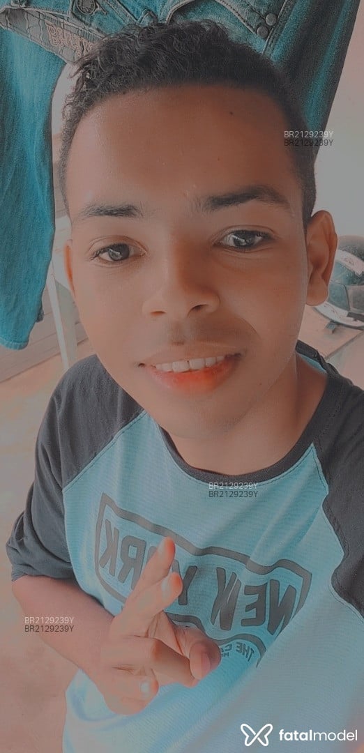Acompanhante homem morena (o) de olhos pretos em Mantena Acompanhante homem morena (o) de olhos pretos em Mantena - Vinisbz
