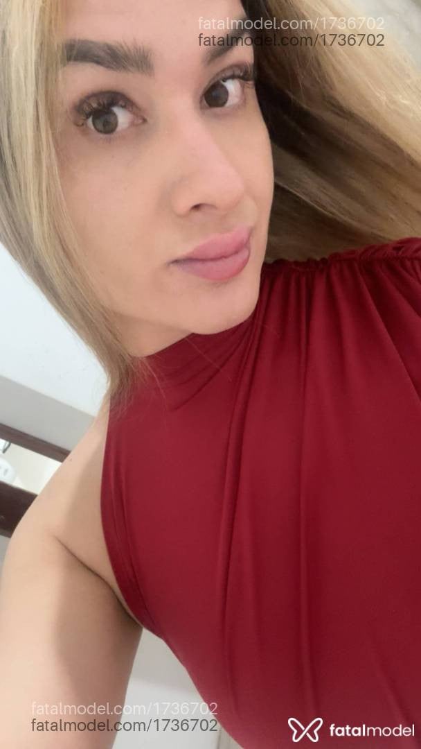 Acompanhante mulher trans loira (o) de olhos castanhos - Bruna Soouza