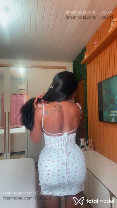 Acompanhante mulher trans morena (o) de olhos pretos em Lucas do Rio Verde - Iris