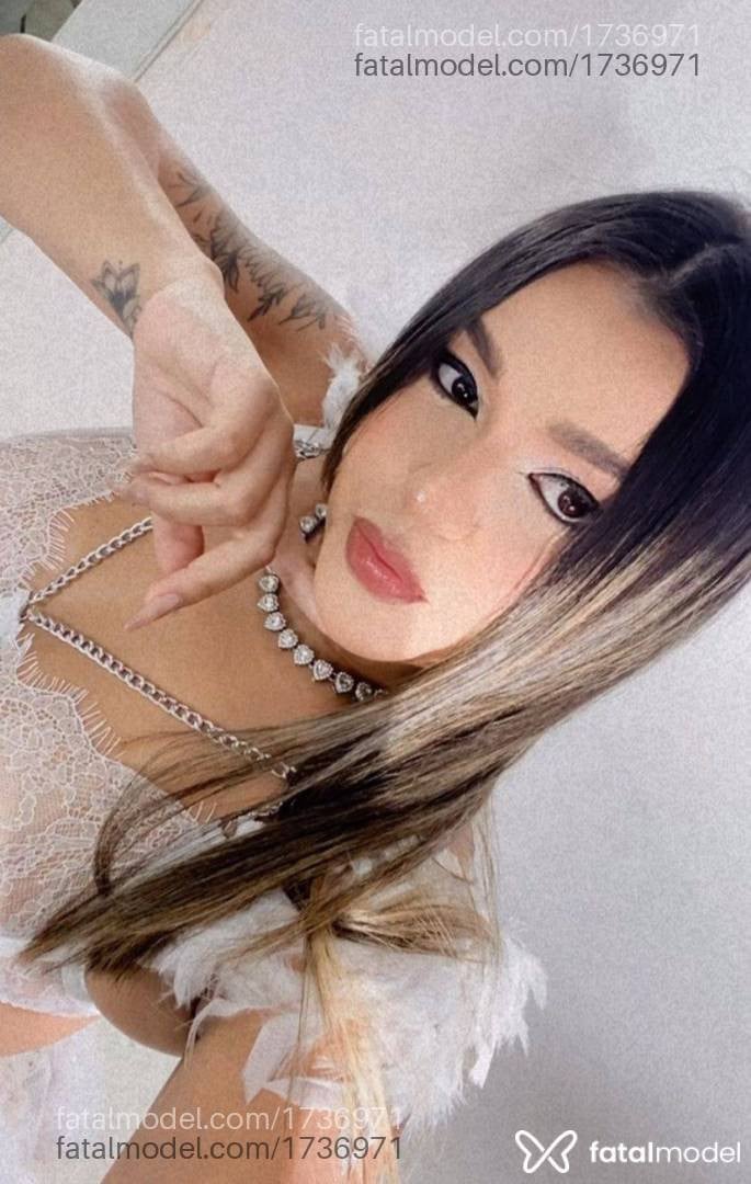Acompanhante mulher loira (o) de olhos castanhos - Priscilla Lopes