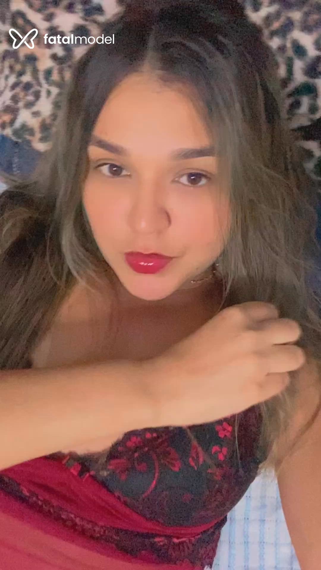 Acompanhante mulher loira (o) de olhos castanhos - Priscilla Lopes