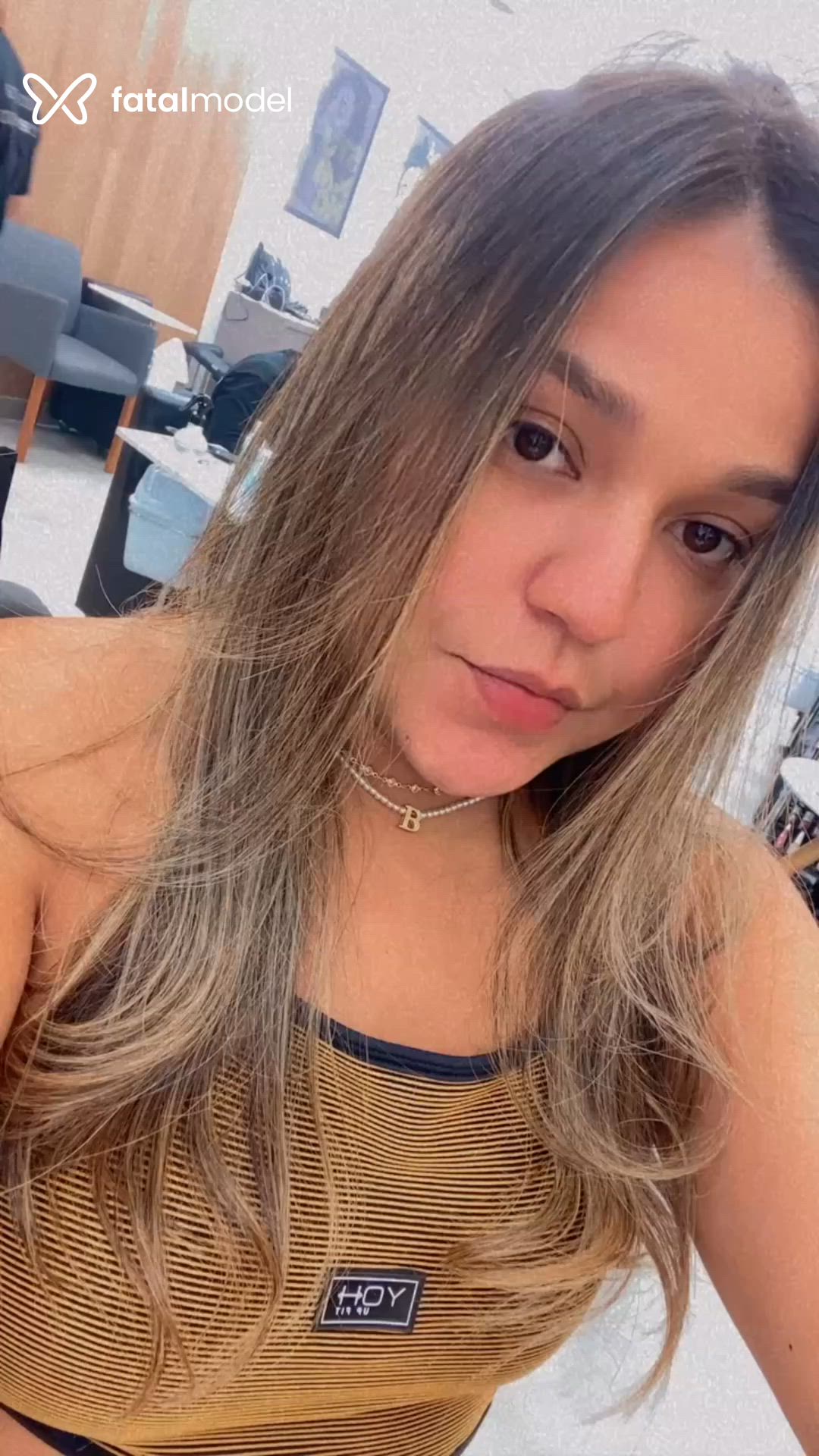Acompanhante mulher loira (o) de olhos castanhos - Priscilla Lopes