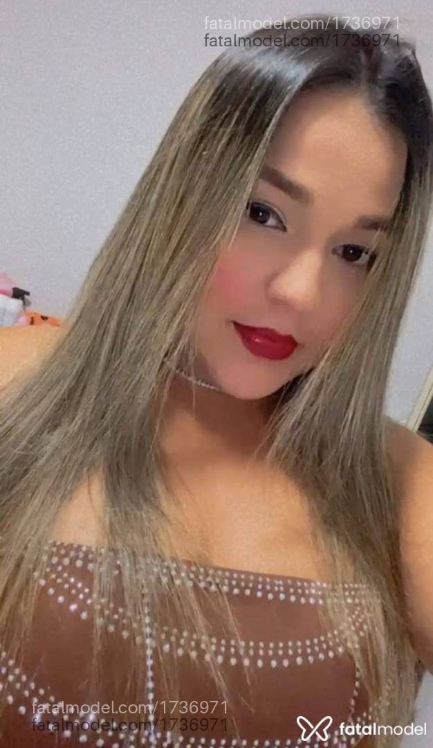 Acompanhante mulher loira (o) de olhos castanhos - Priscilla Lopes