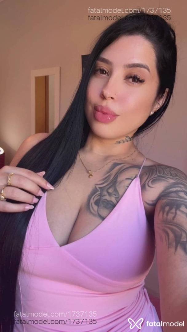 Acompanhante mulher morena (o) de olhos castanhos - Manuela