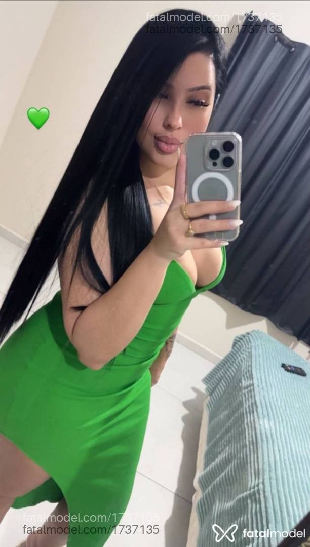 Acompanhante mulher morena (o) de olhos castanhos - Manuela