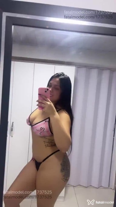 Acompanhante mulher morena (o) de olhos pretos em Passo Fundo Acompanhante mulher morena (o) de olhos pretos em Passo Fundo - Bruna Vaz