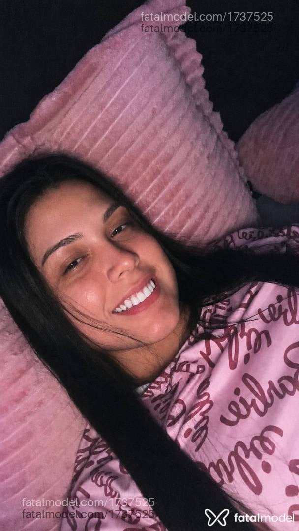 Acompanhante mulher morena (o) de olhos pretos em Passo Fundo - Bruna Vaz
