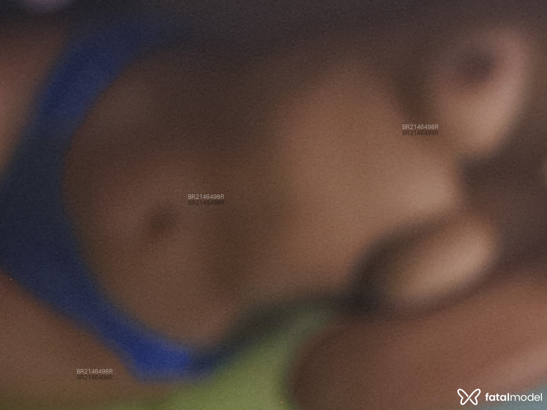 Acompanhante mulher morena (o) de olhos pretos em Virtual - Estela