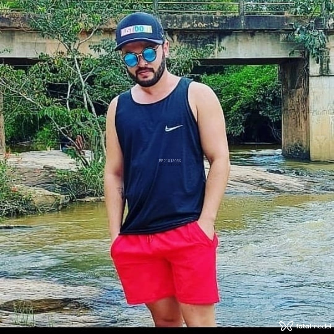 Acompanhante homem com cabelo castanho de olhos castanhos em Goiânia - Pedro Paulo