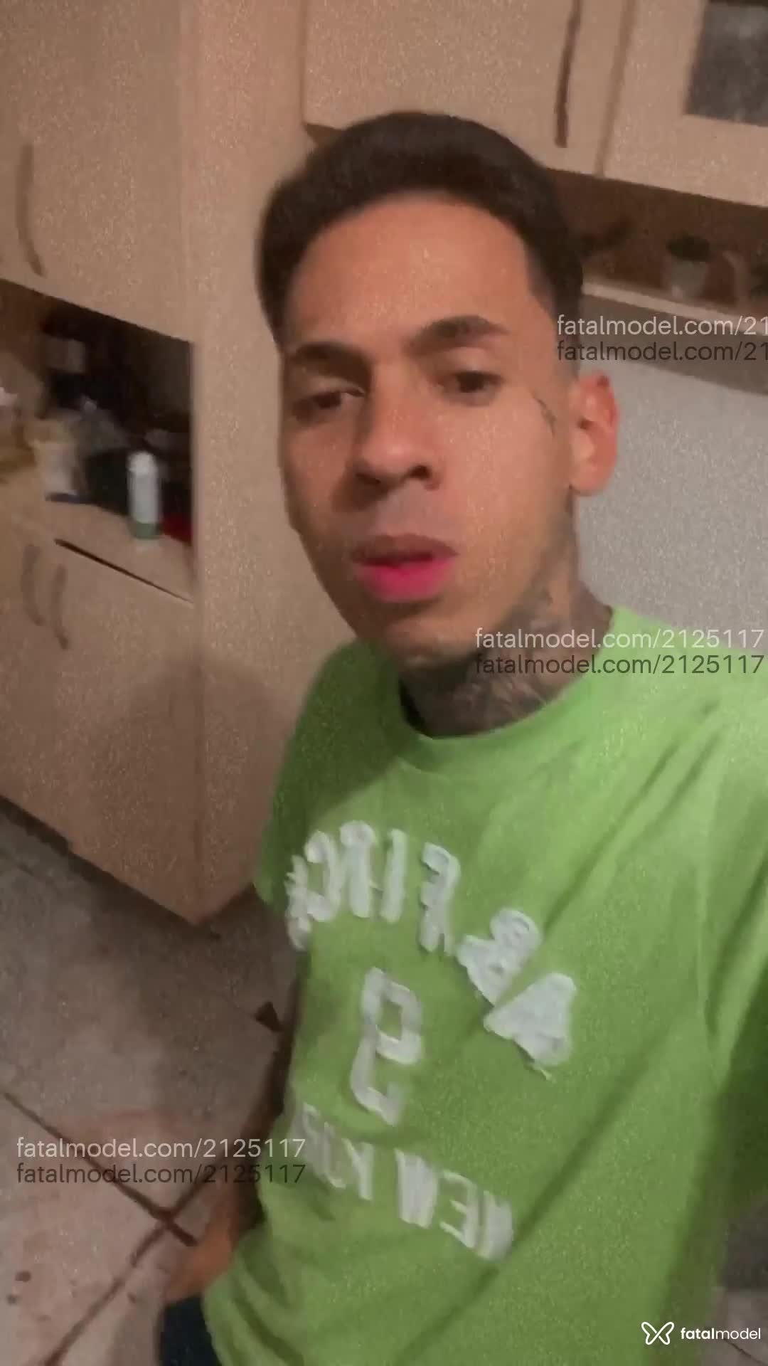 Acompanhante homem morena (o) de olhos castanhos em São Paulo Acompanhante homem morena (o) de olhos castanhos em São Paulo - Pedro