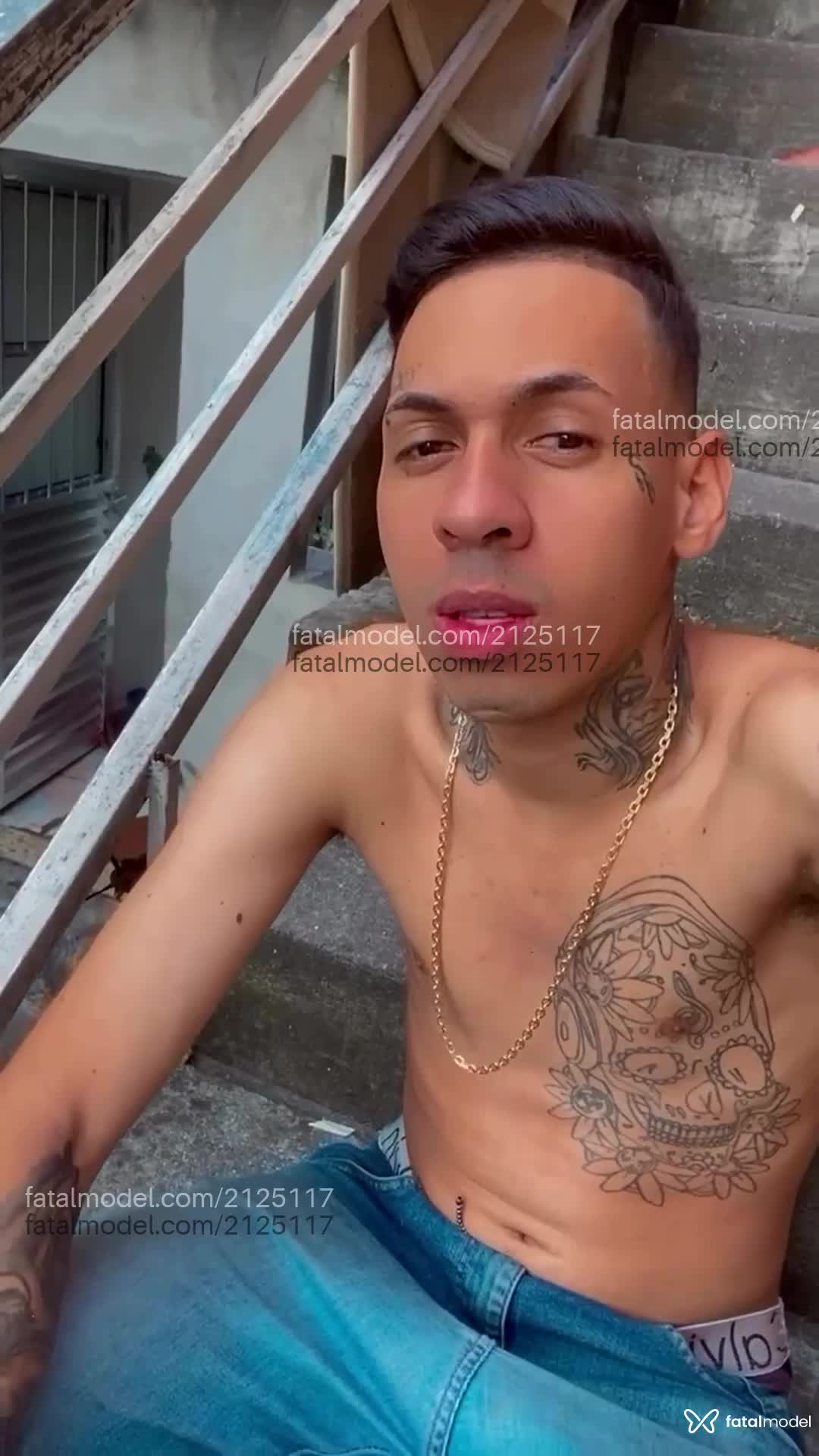 Acompanhante homem morena (o) de olhos castanhos em São Paulo Acompanhante homem morena (o) de olhos castanhos em São Paulo - Pedro