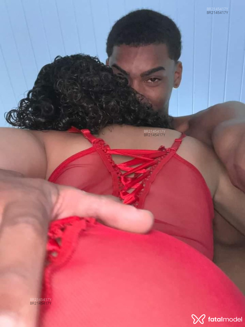 Acompanhante homem morena (o) de olhos pretos em Virtual Acompanhante homem morena (o) de olhos pretos em Virtual - Dudubz
