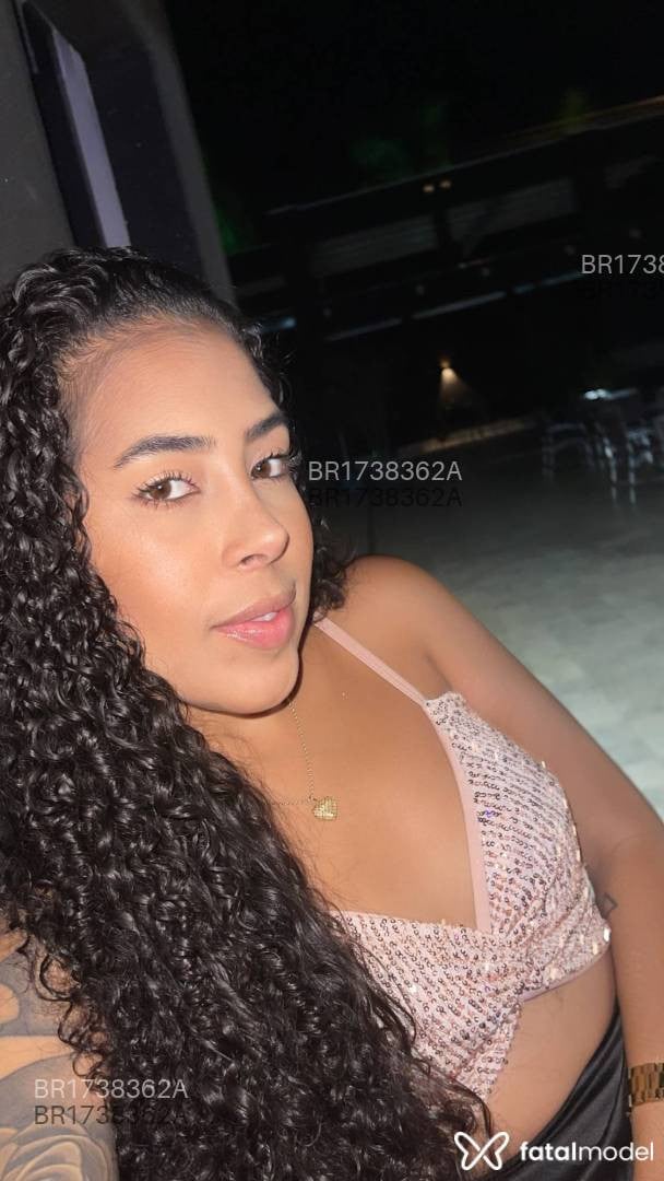 Acompanhante mulher morena (o) de olhos castanhos - Luana