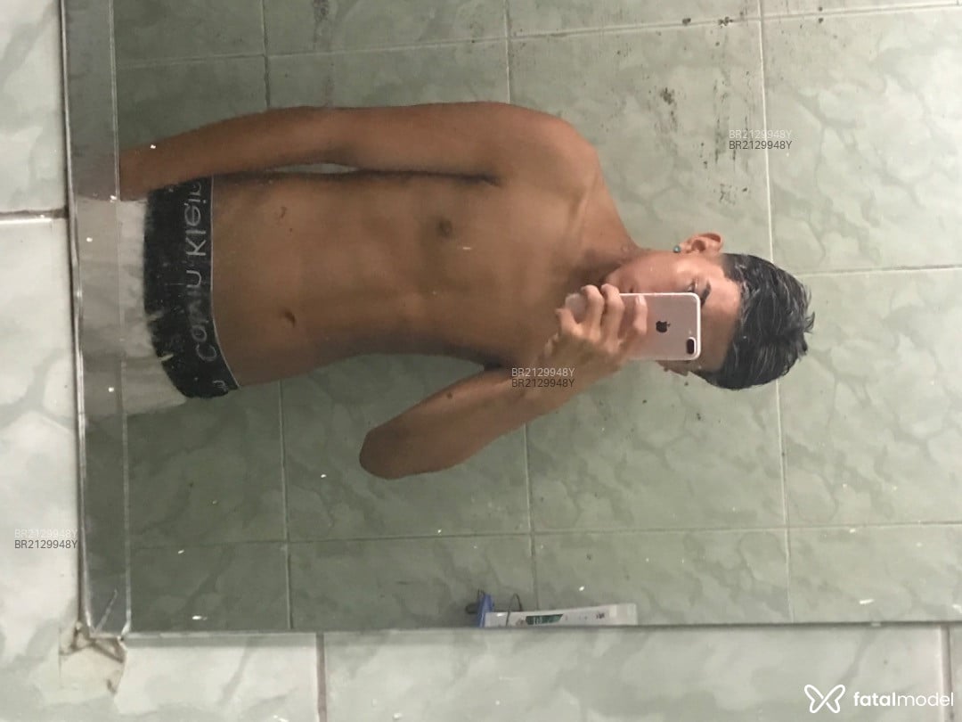 Acompanhante homem loira (o) de olhos pretos em Fortaleza - Meki Lovin