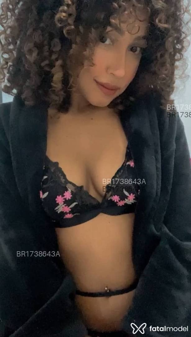 Acompanhante mulher morena (o) de olhos castanhos em Virtual - Cacau