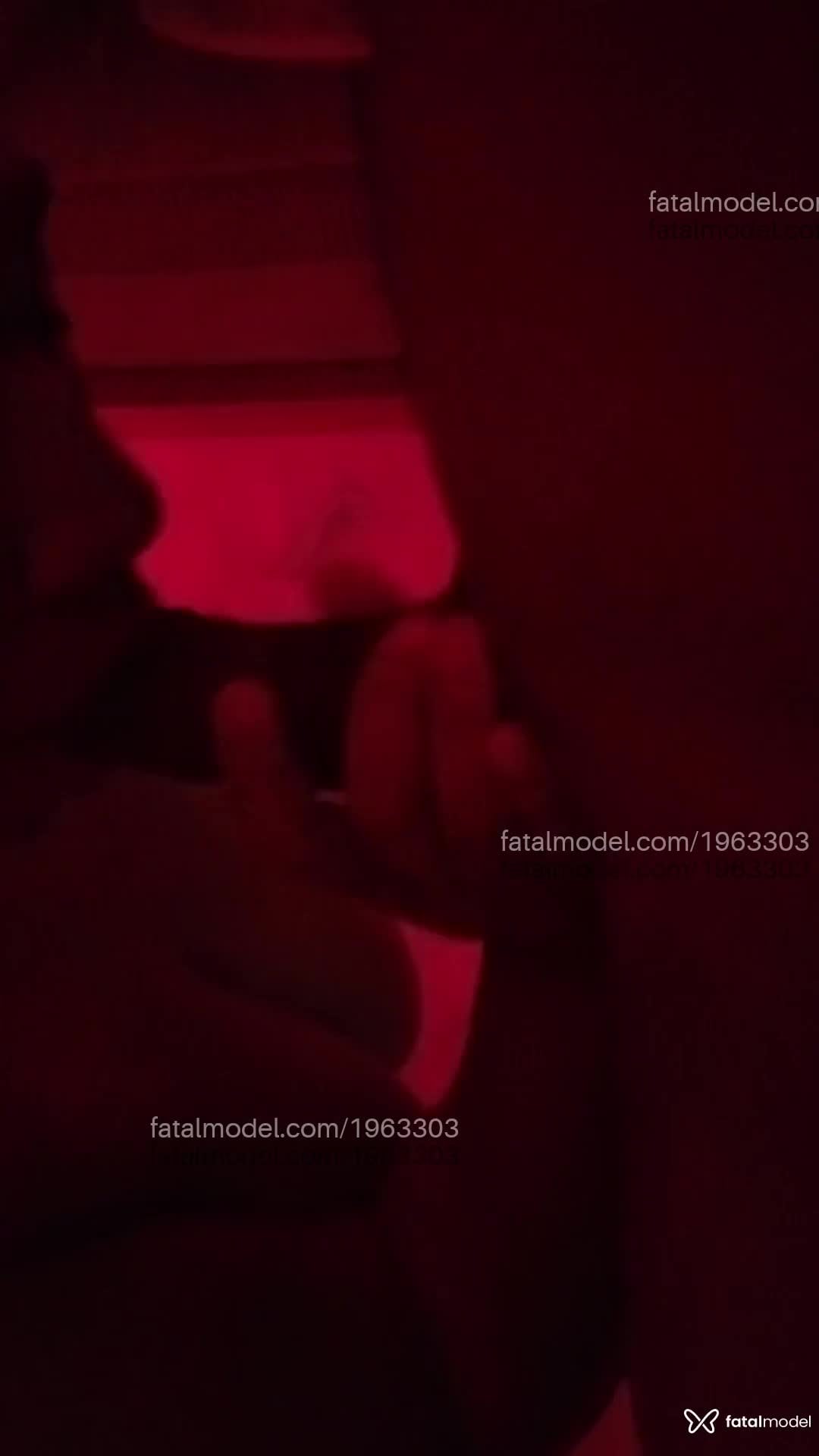 Acompanhante homem morena (o) de olhos castanhos em Lucas do Rio Verde Acompanhante homem morena (o) de olhos castanhos em Lucas do Rio Verde - Zé mete