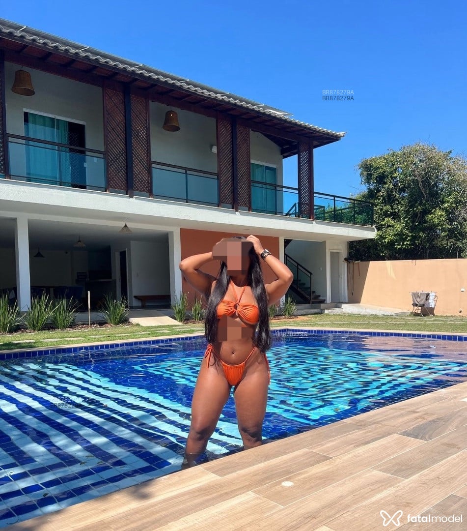 Acompanhante mulher morena (o) de olhos pretos em Vitória da Conquista - Agatha Fiuza