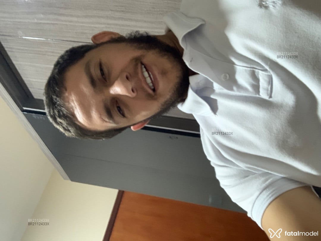 Acompanhante homem com cabelo castanho de olhos mel em Varginha - Joel Santana