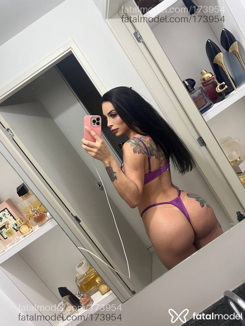 Acompanhante mulher trans morena (o) de olhos mel em Bragança Paulista - Júlia denttelo