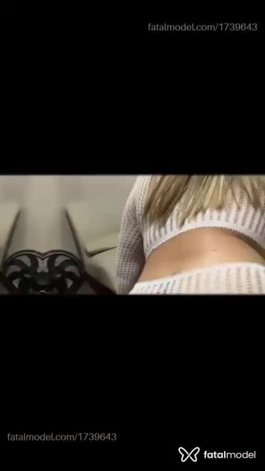 Acompanhante mulher com cabelo castanho de olhos mel em Balneário Camboriú - ReinaSexo