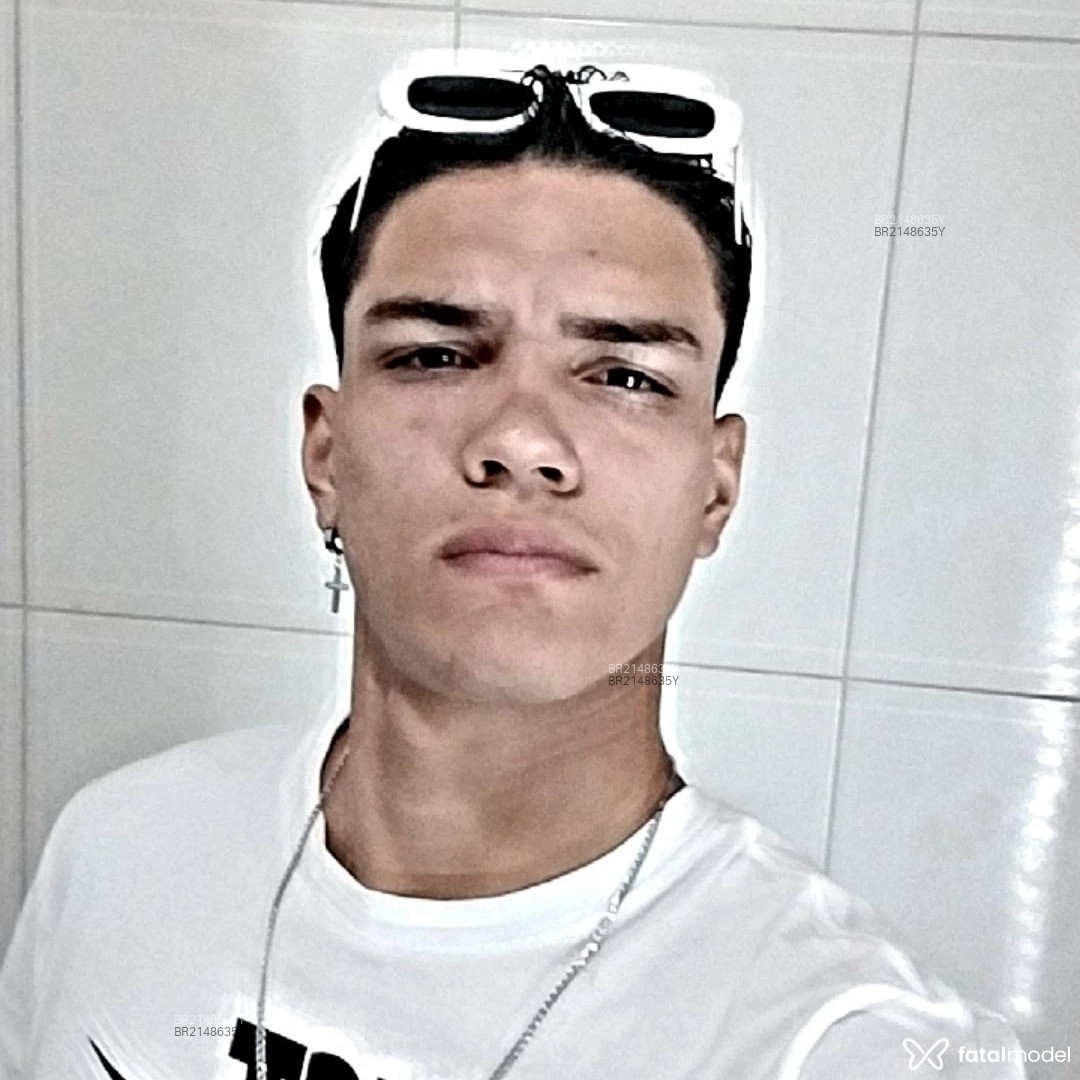 Acompanhante homem com cabelo castanho de olhos castanhos em Rio de Janeiro - Nicolas Oscas