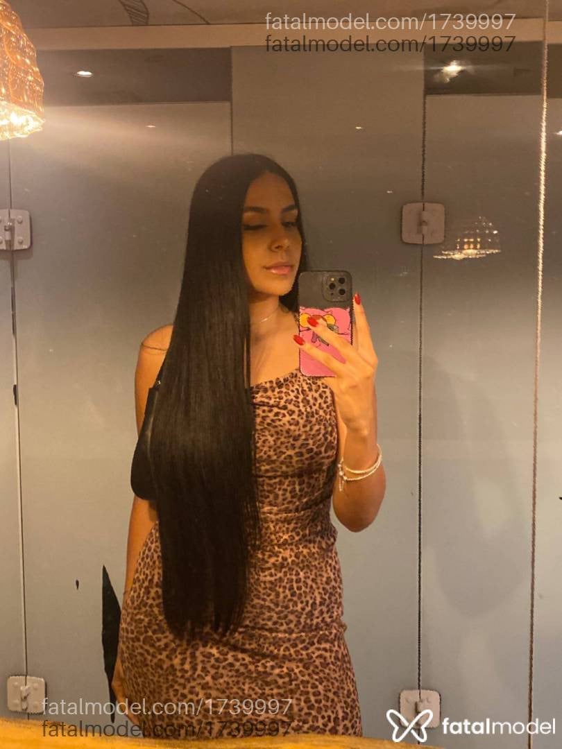 Acompanhante mulher morena (o) de olhos castanhos em Belo Horizonte - Agnes Moura