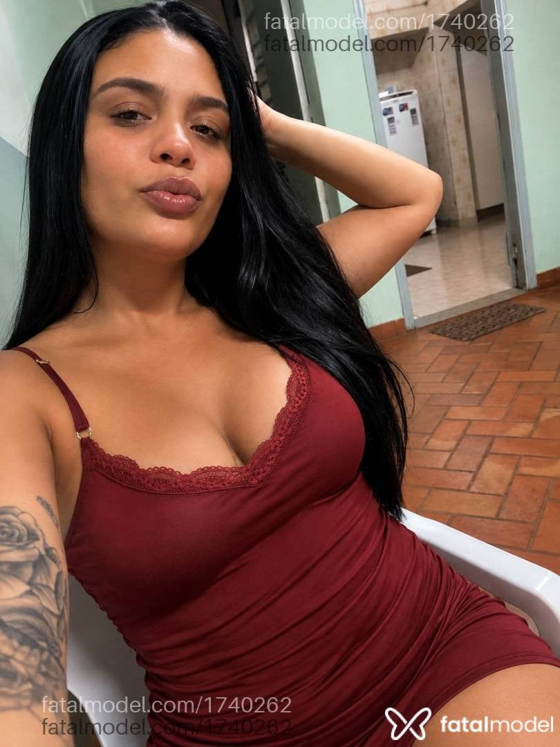 Acompanhante mulher morena (o) de olhos castanhos - Anny lopes