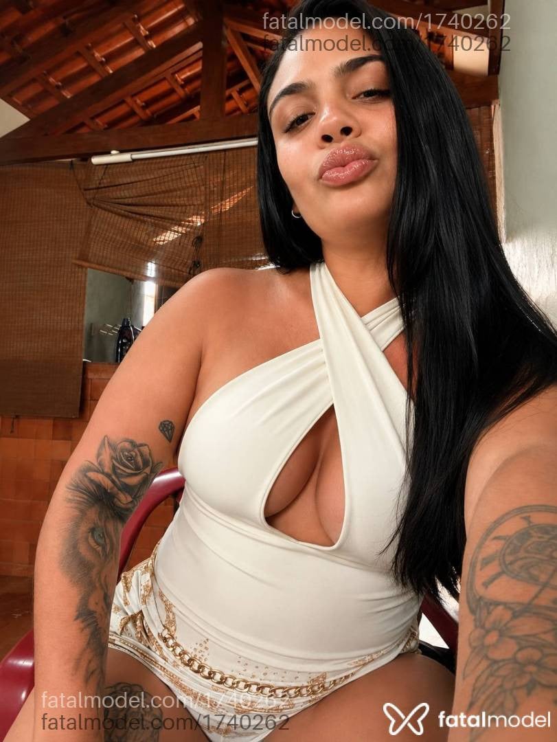 Acompanhante mulher morena (o) de olhos castanhos - Anny lopes